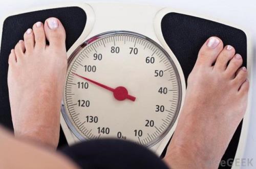 زنان برای رسیدن به ۱۰۰ سالگی وزن خویش را ثابت نگه دارند