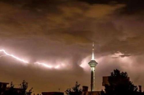 تمهیدات اورژانس استان تهران به دنبال اخطار هواشناسی