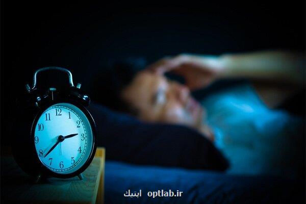 کم خوابی به سلامت چشم ها لطمه می زند