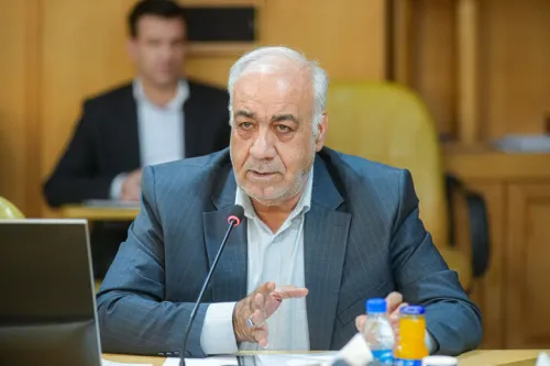 ۷ و شش دهم همت عوارض از سال ۹۸ وصول نشده توقف شماره گذاری خودروی بدهکاران